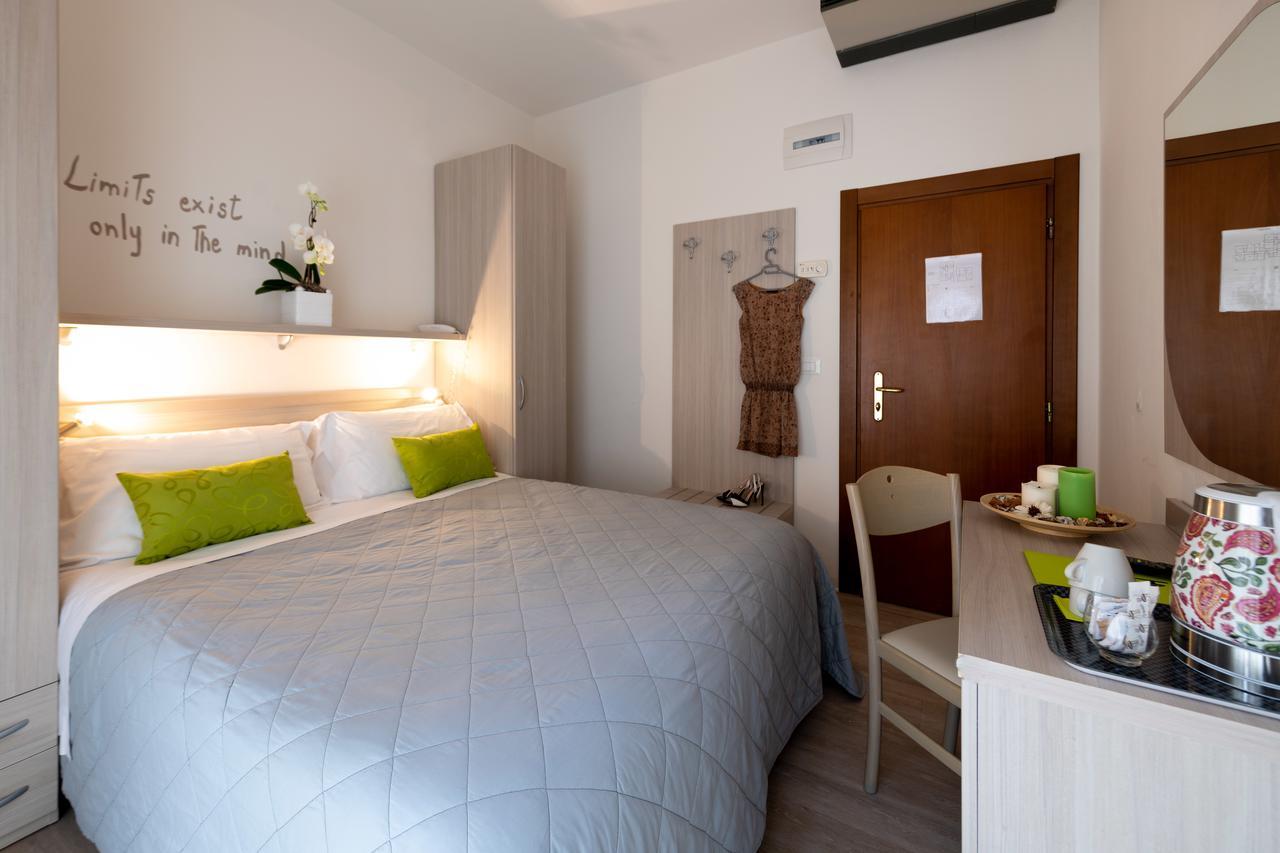 Hotel Anny Лидо ди Йезоло Екстериор снимка