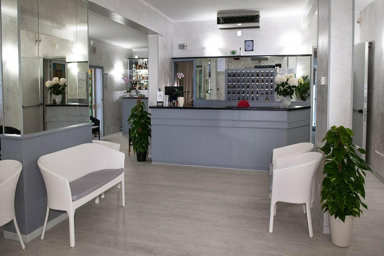 Hotel Anny Лидо ди Йезоло Екстериор снимка