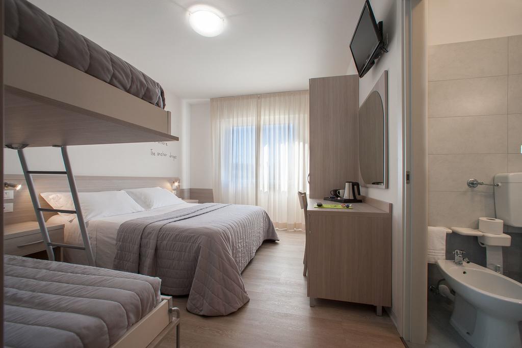 Hotel Anny Лидо ди Йезоло Екстериор снимка